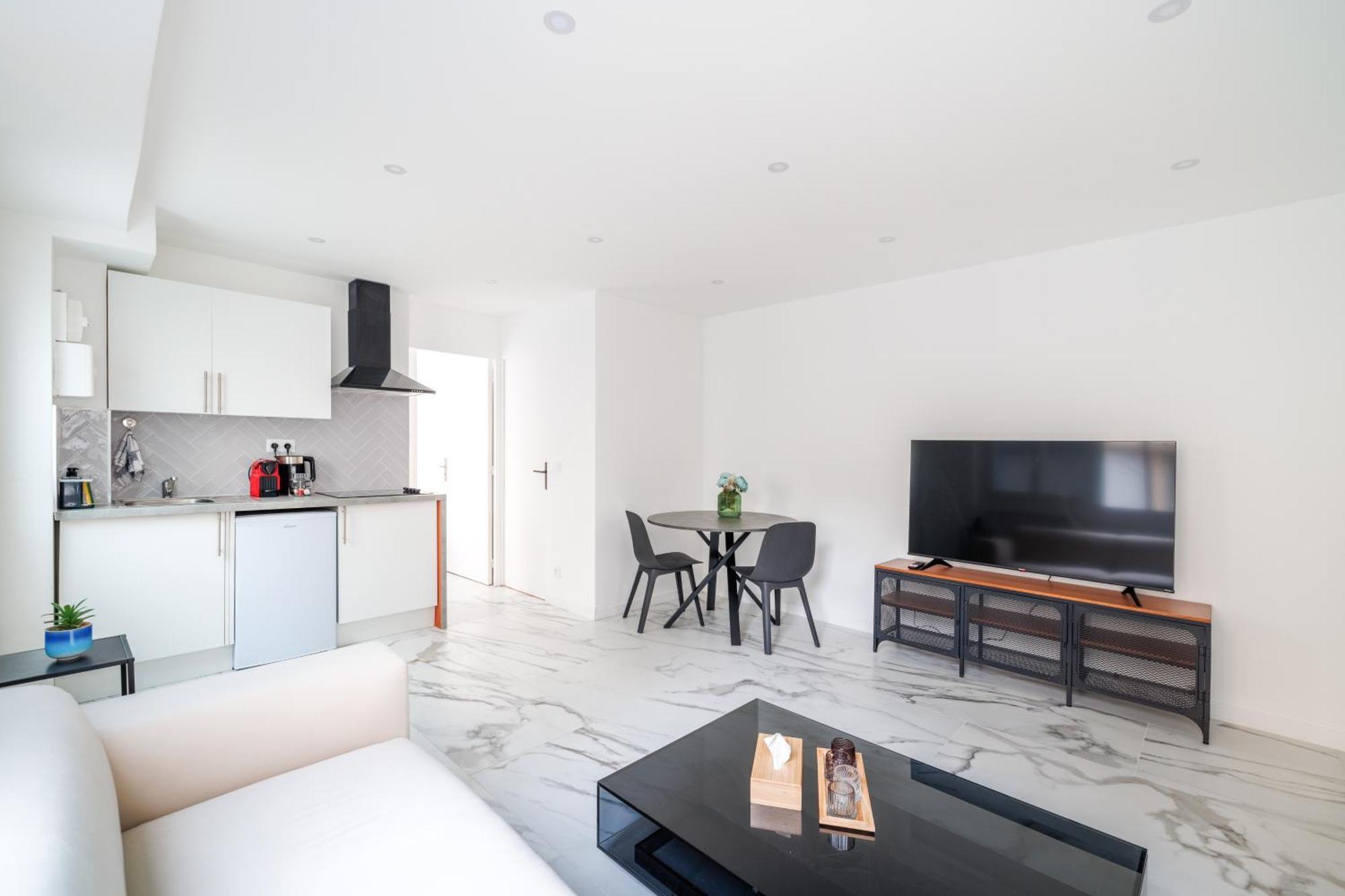Spacious Flat For 4 People #1 Asnières Exterior foto
